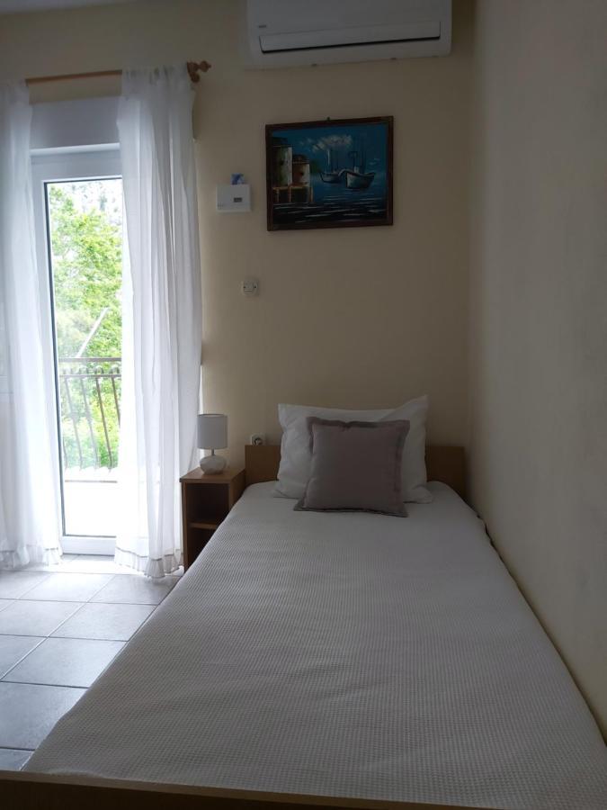 Apartments Nature Omis Exterior photo
